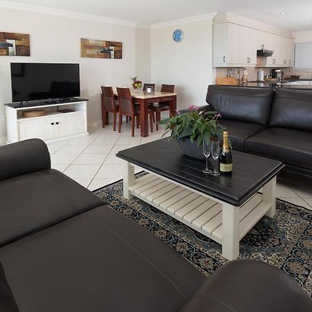 Main Beach Penthouse Джефрис Бей Екстериор снимка