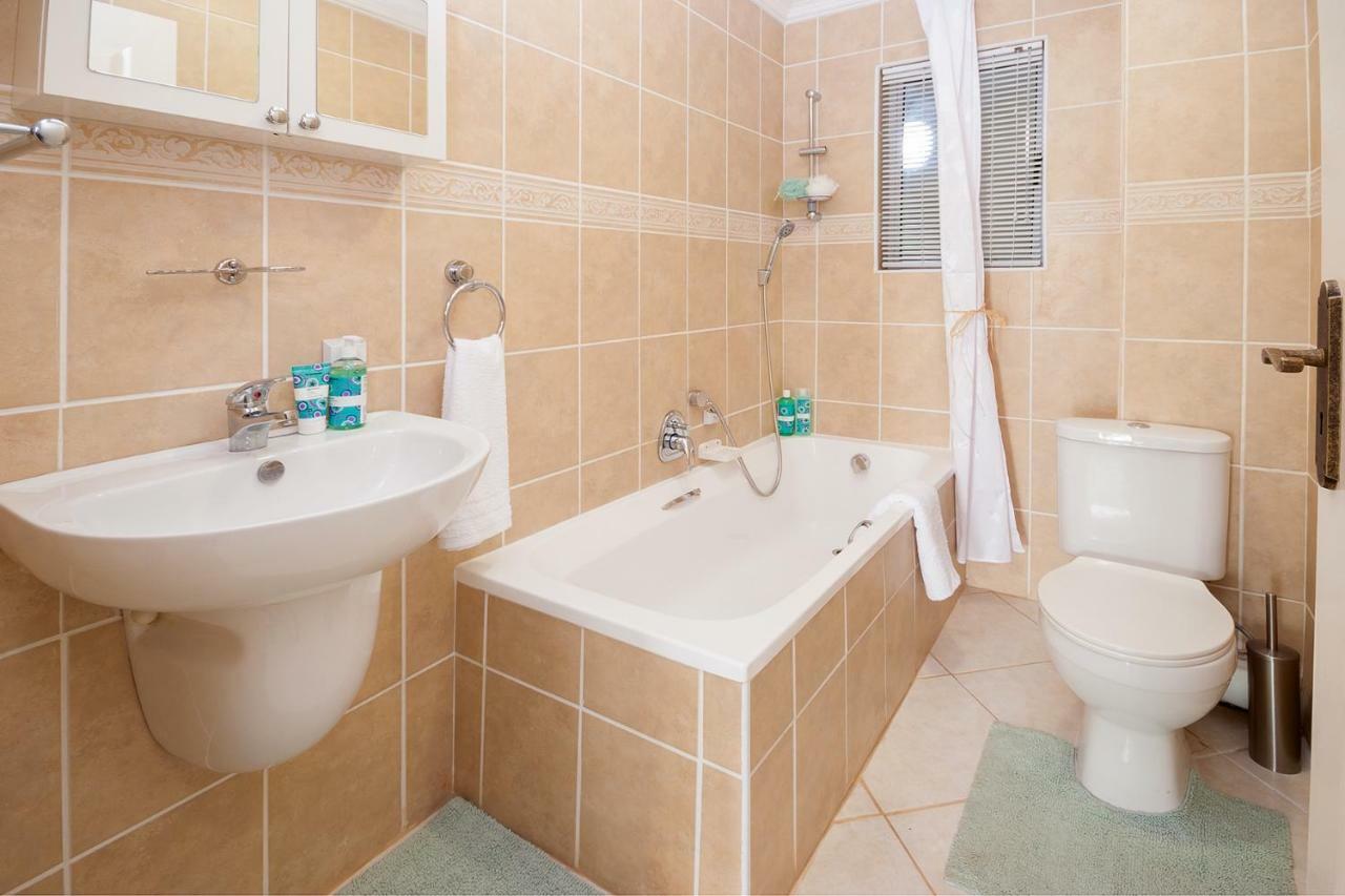 Main Beach Penthouse Джефрис Бей Екстериор снимка